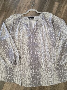 Lane Bryant Gray & White Snake-Print Peasant Blouse